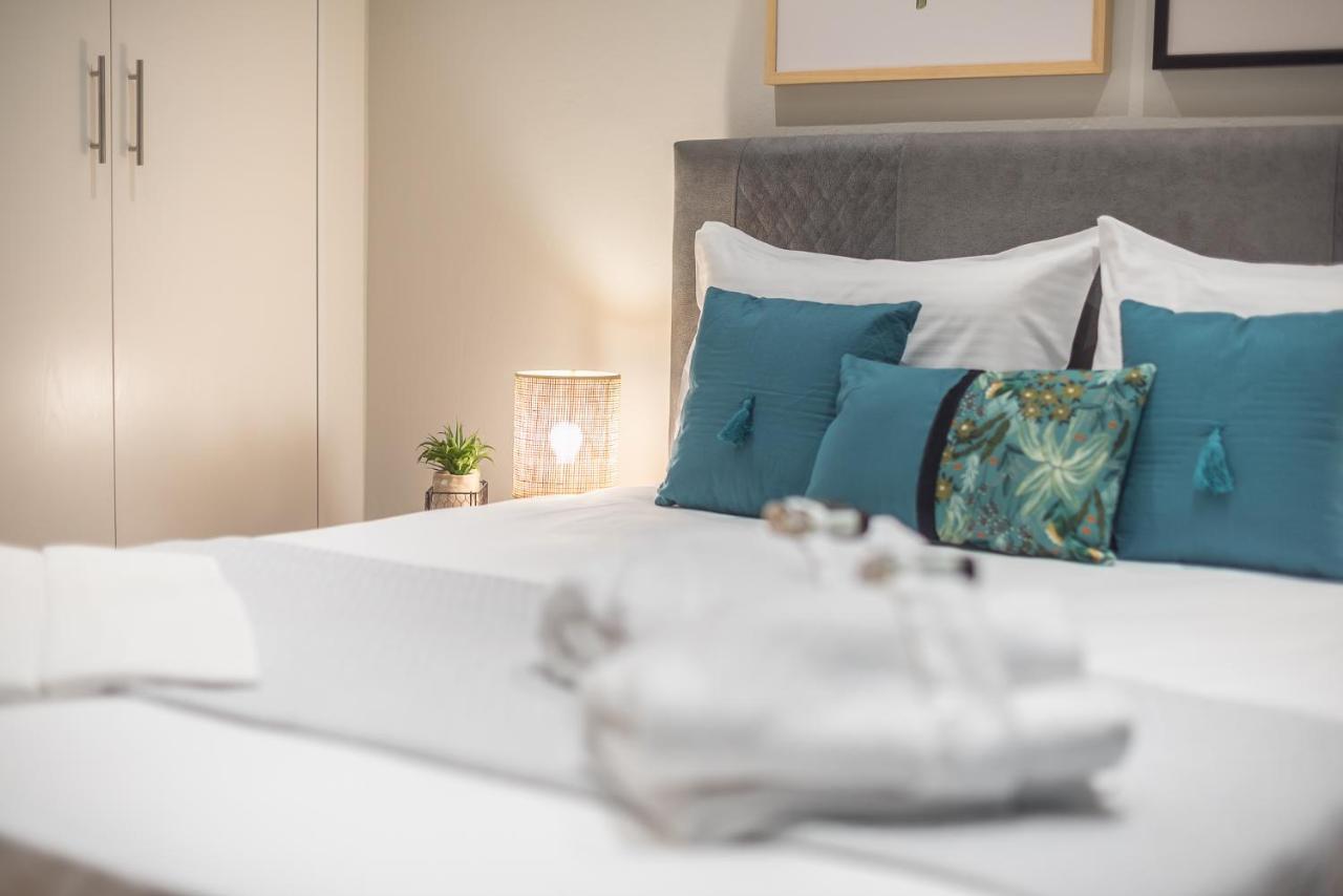Elegant Mavili Suite By Cloudkeys Atenas Exterior foto